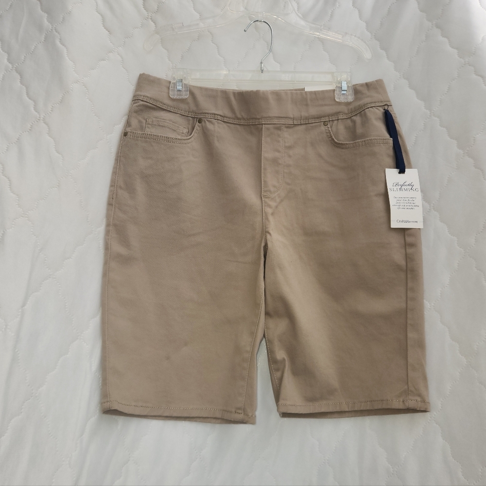 NWT Croft & Barrow Women's Tan Bermuda Shorts